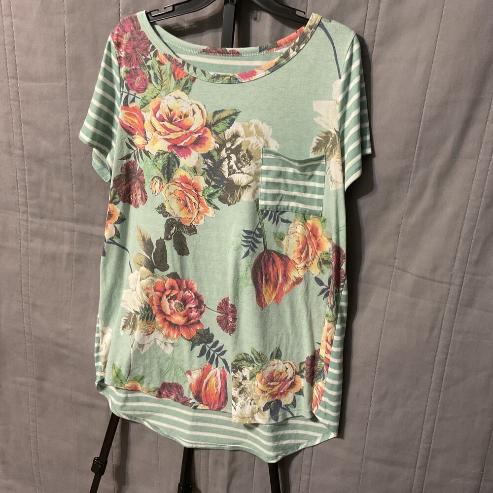 Women's Spool No72 Belle Green Flowered Tee - Size 2XL